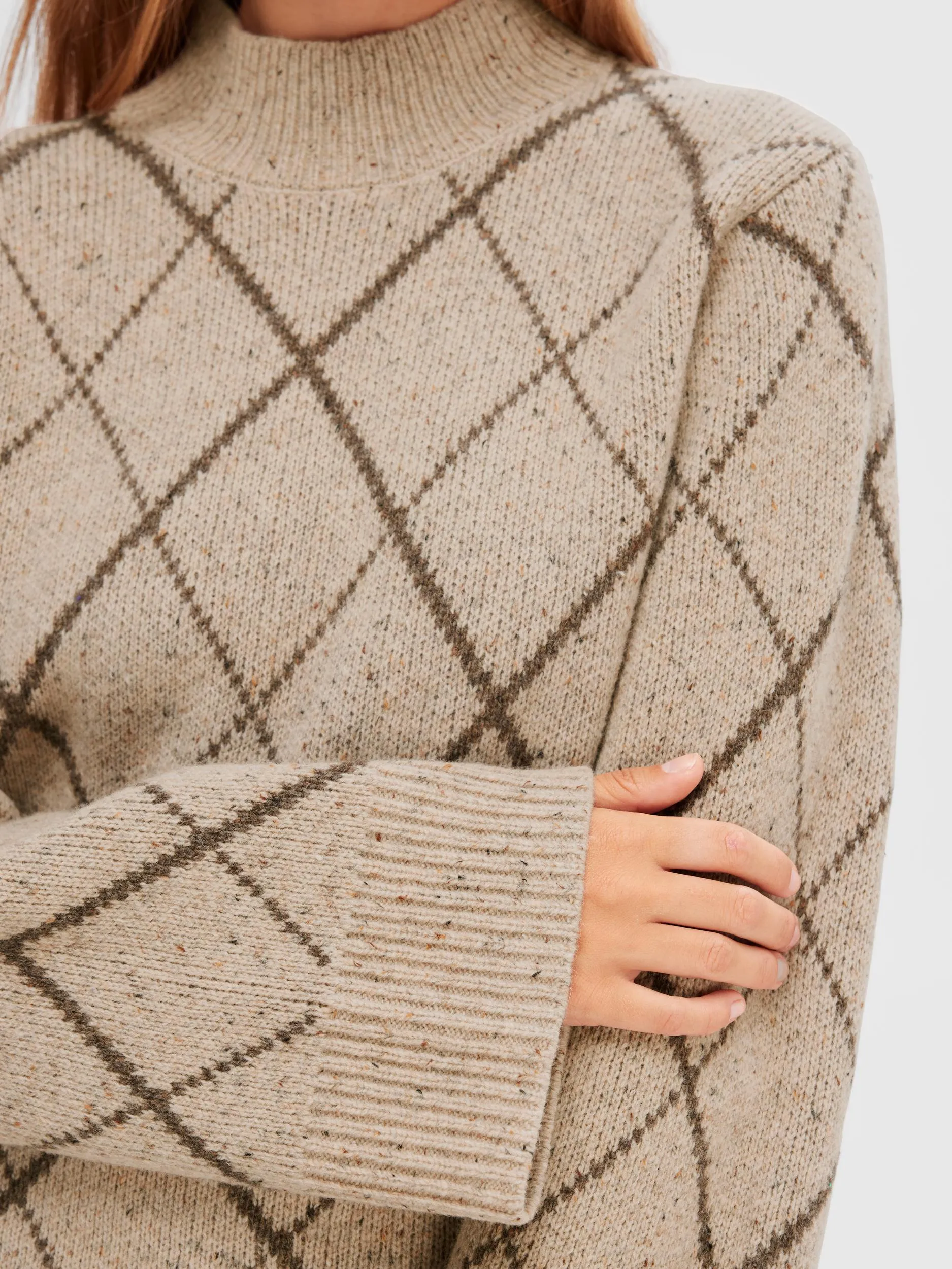 Aril High Neck Knit