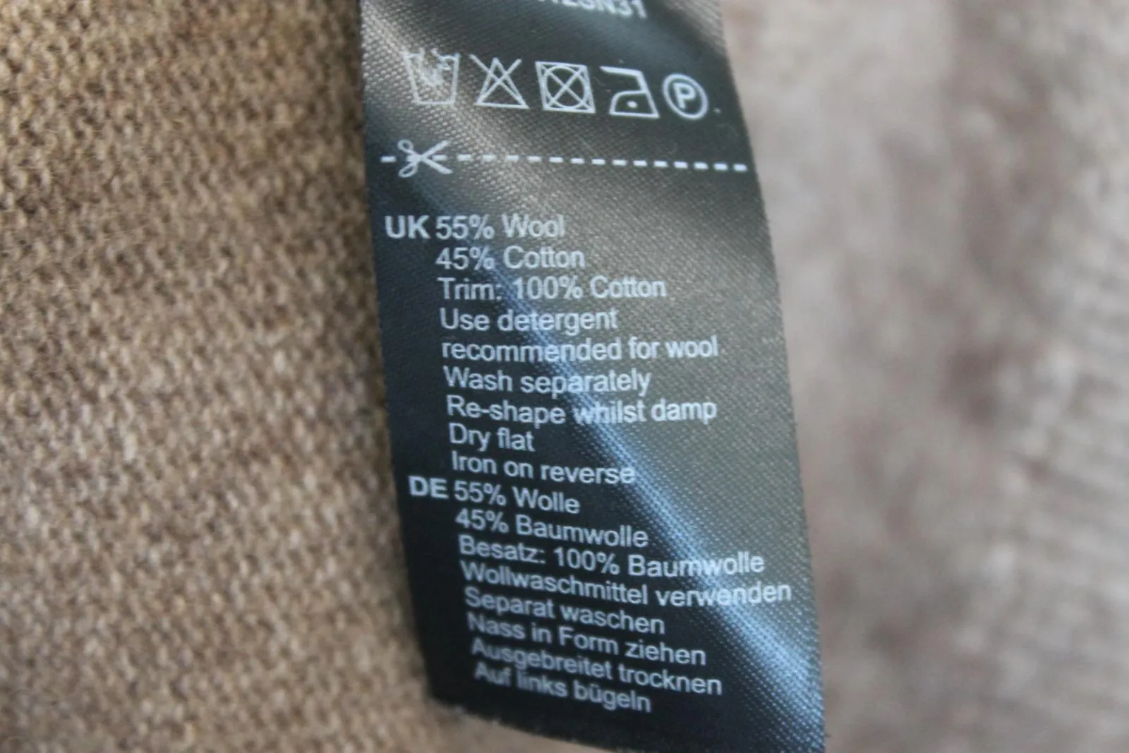 BARBOUR Menâs Brown Wool Long Sleeve Crew Neck Elbow Pad Knitted Jumper Size L