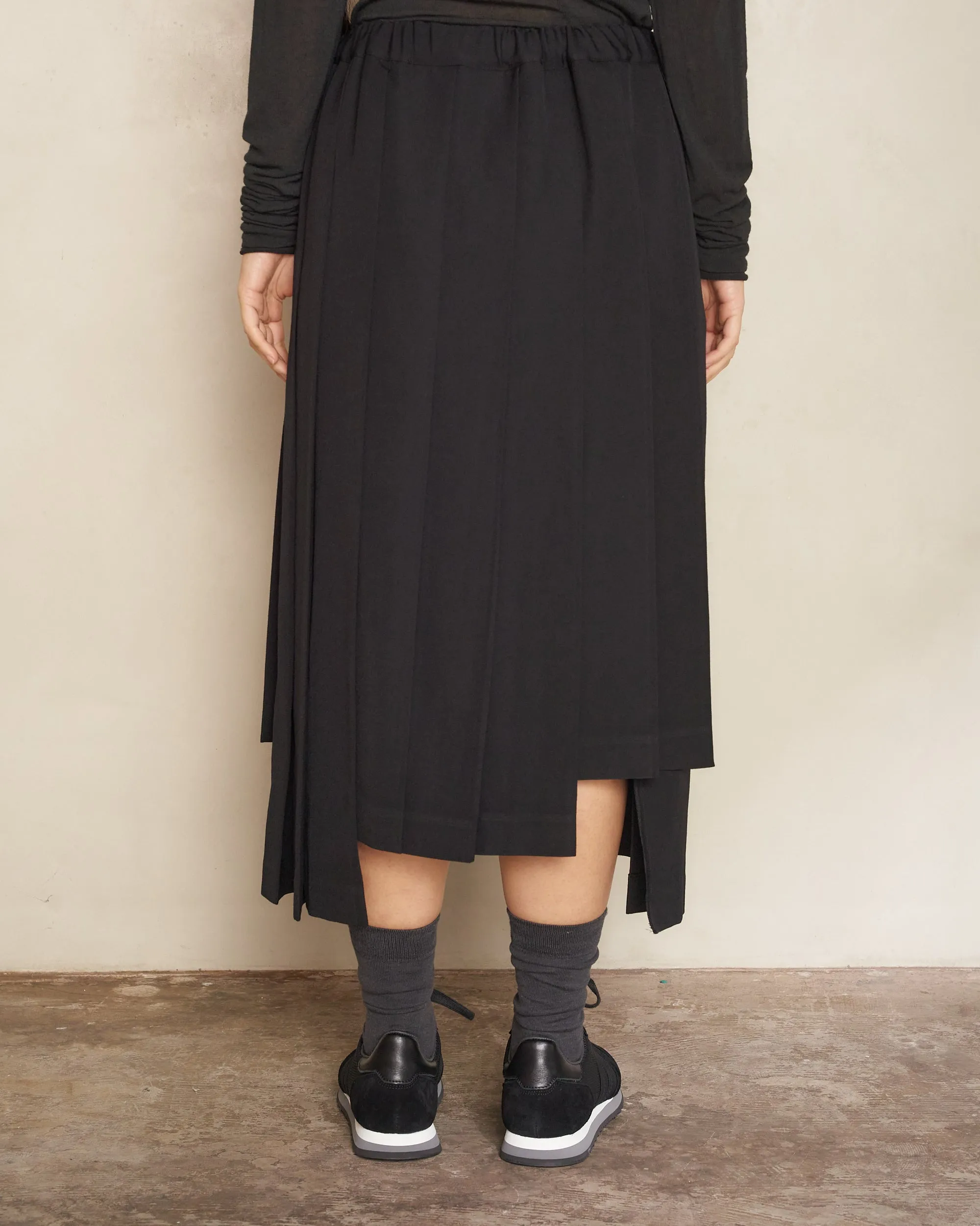 Black Wool Pleated Skirt