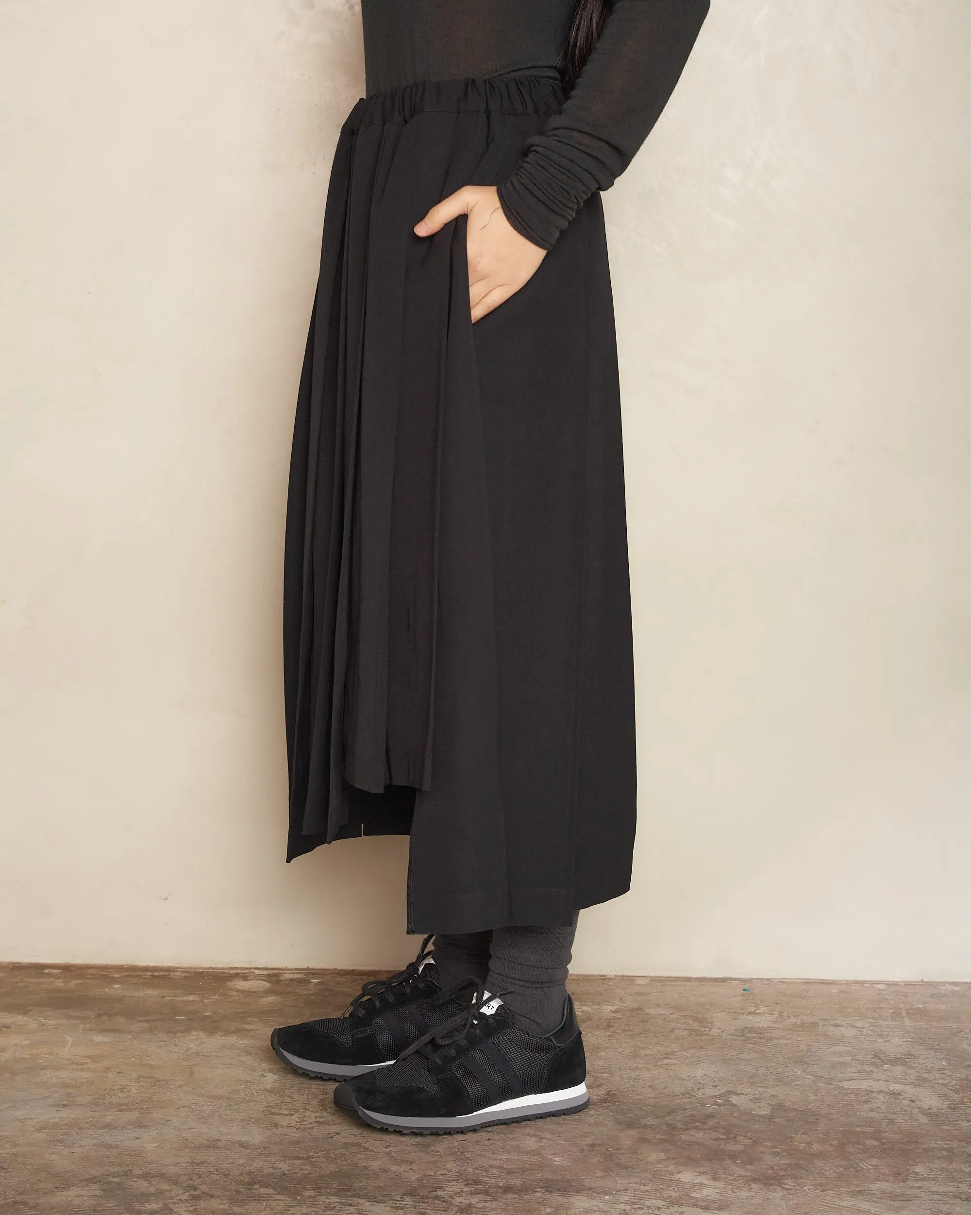 Black Wool Pleated Skirt