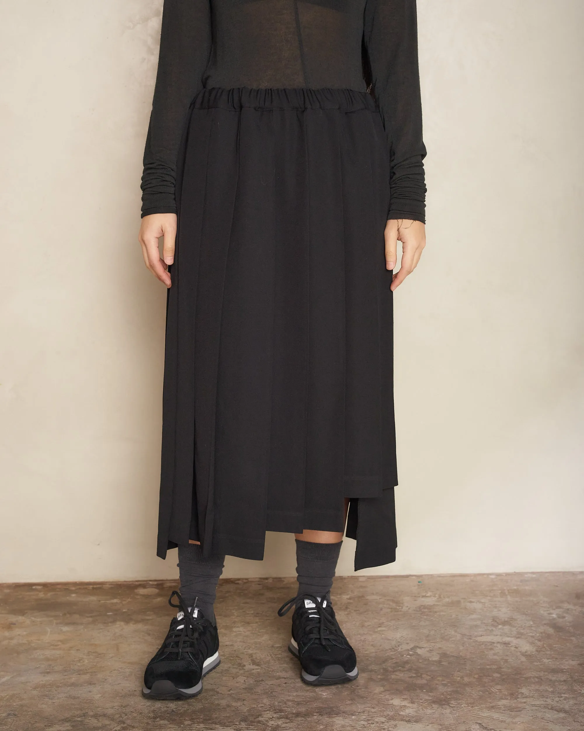 Black Wool Pleated Skirt