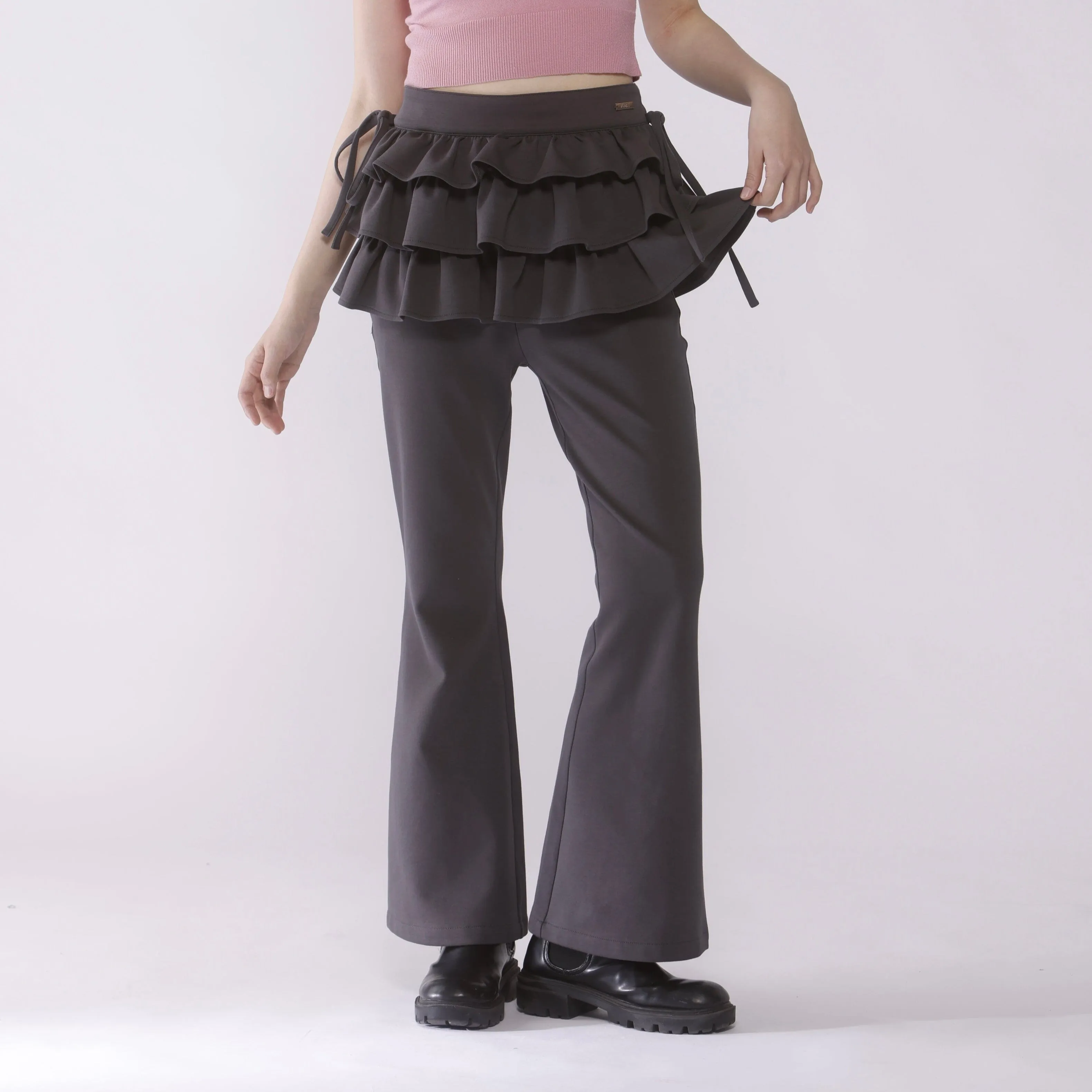 Frill skirt layered pants