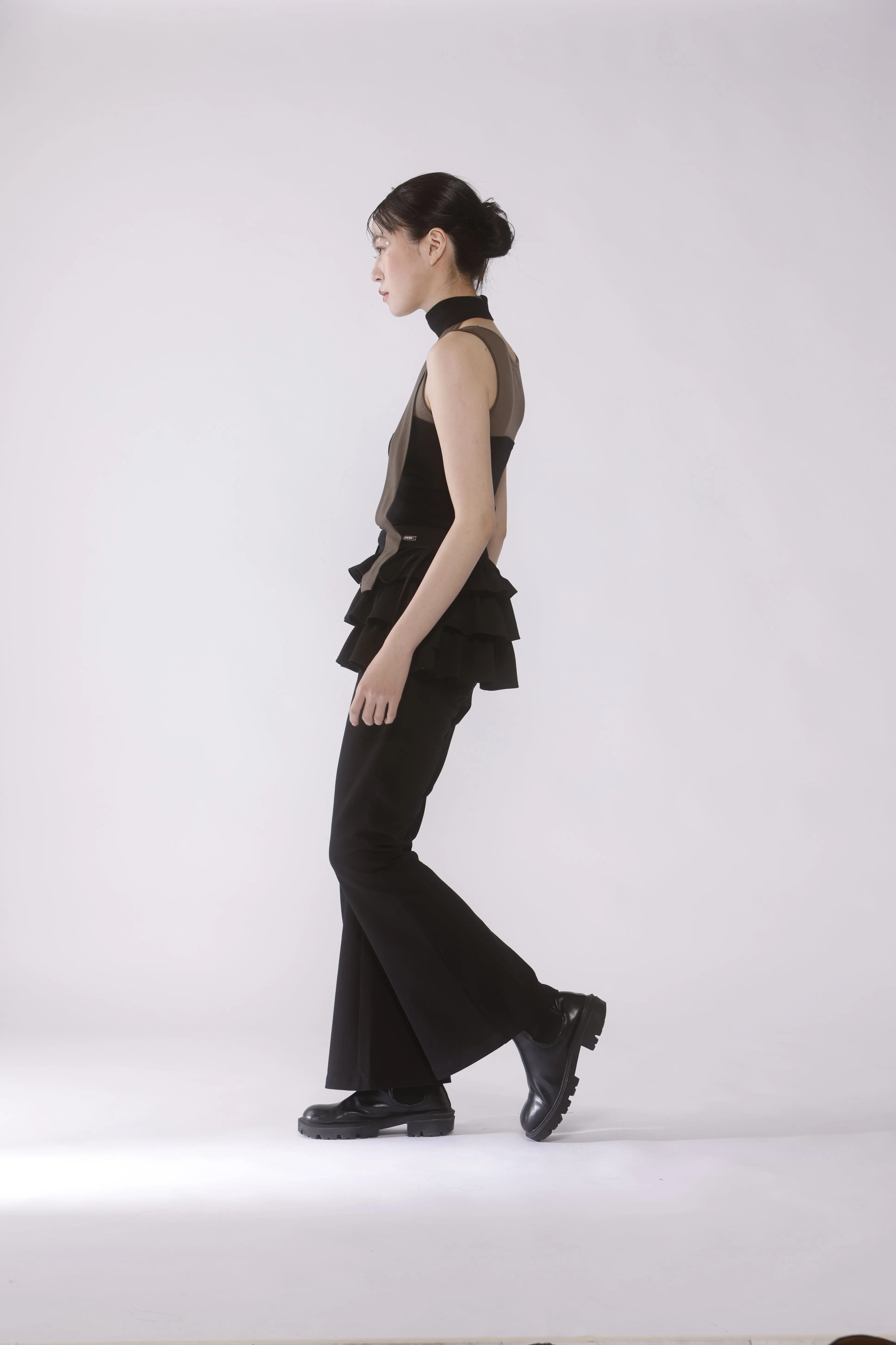 Frill skirt layered pants