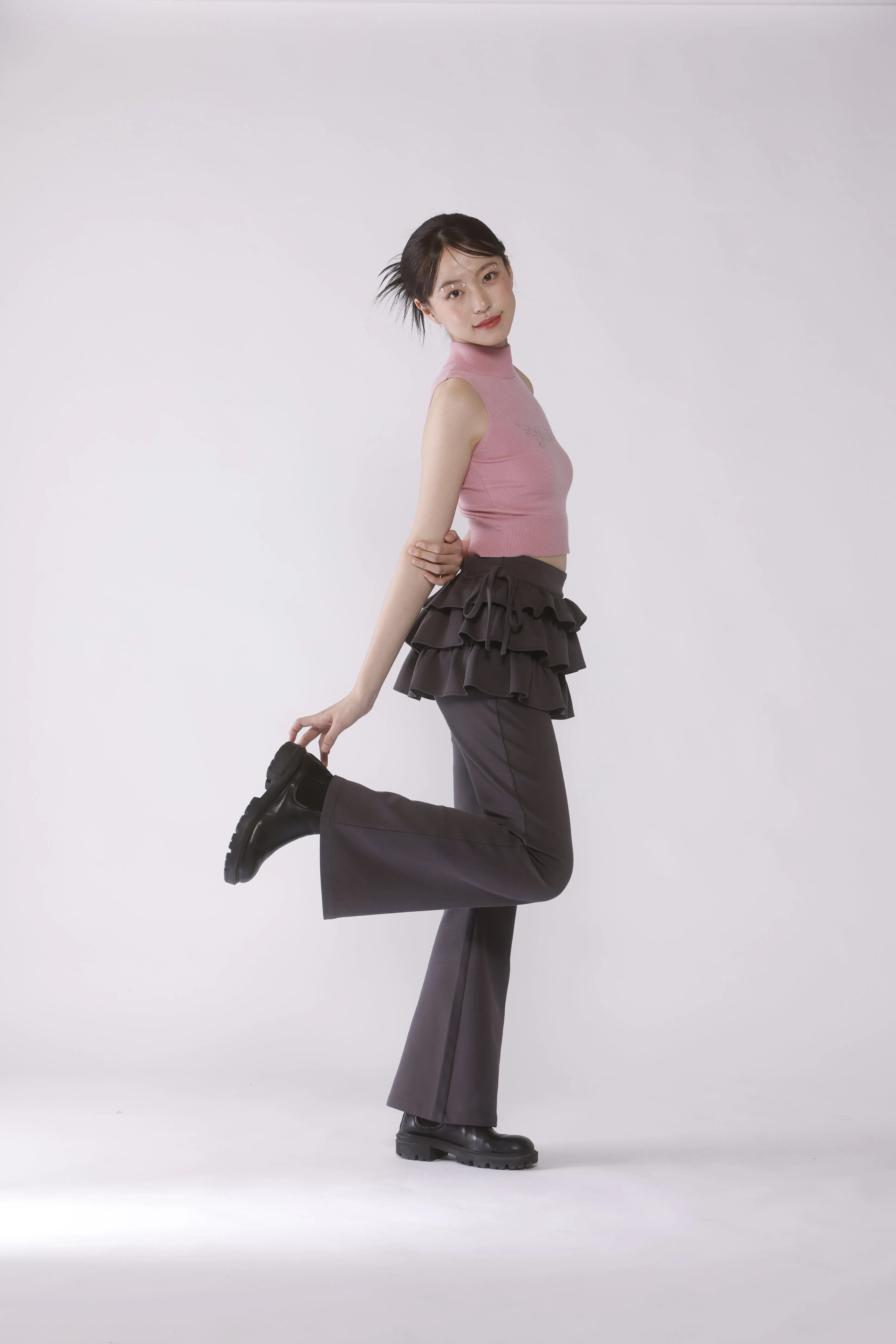 Frill skirt layered pants