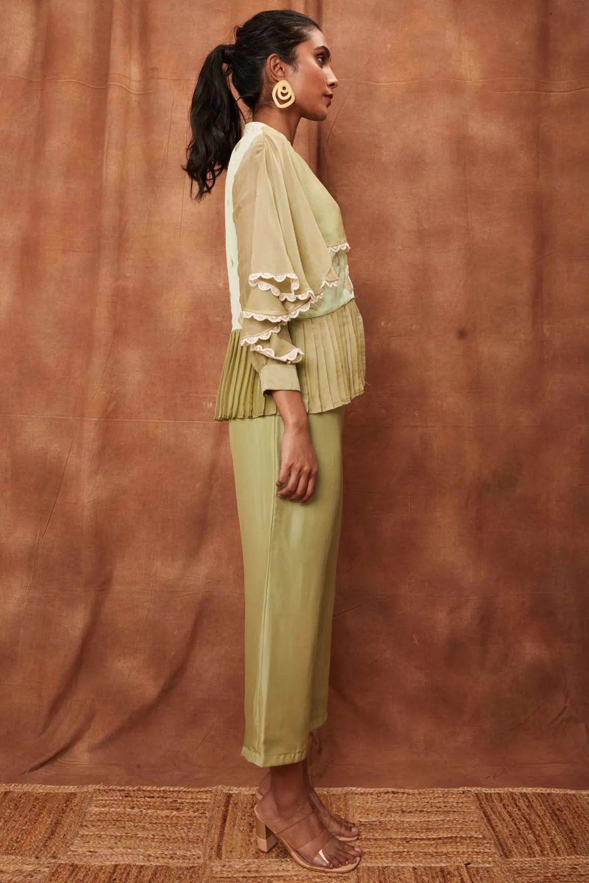 Light Pista Silk Pintuck Top & Pants