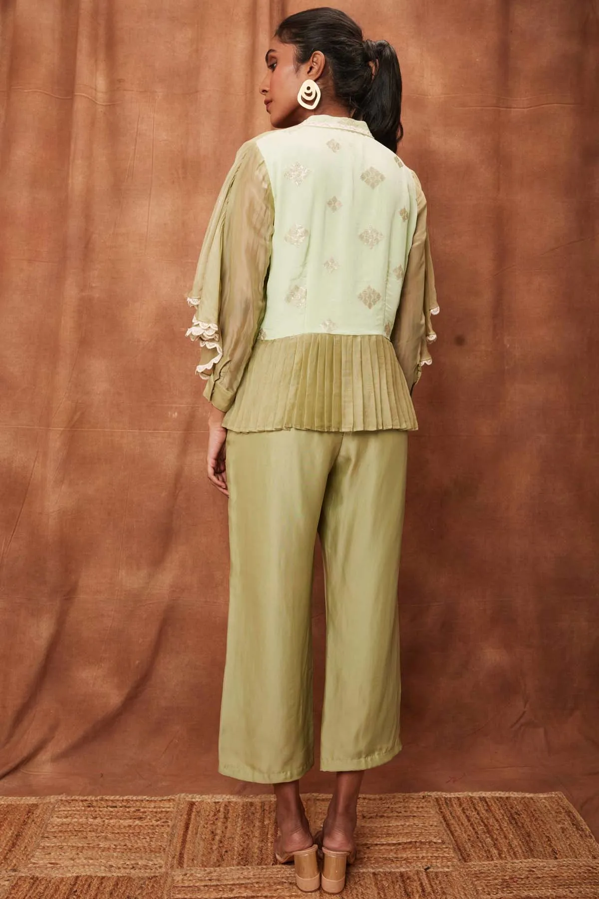 Light Pista Silk Pintuck Top & Pants
