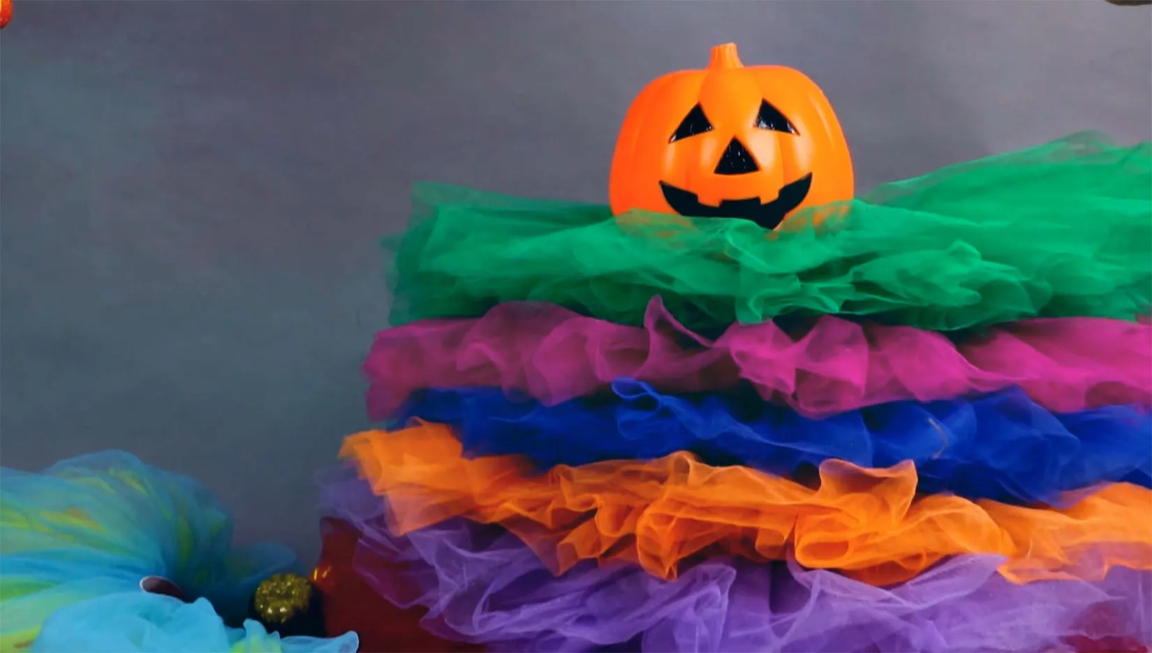 Simplicity Women's Classic 5 Layered Tulle Tutu Skirt