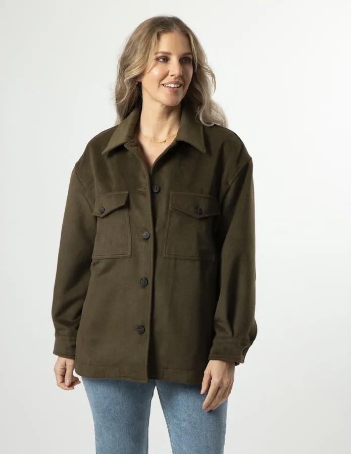 STELLA ESSENTIALS Becca Shacket - Khaki