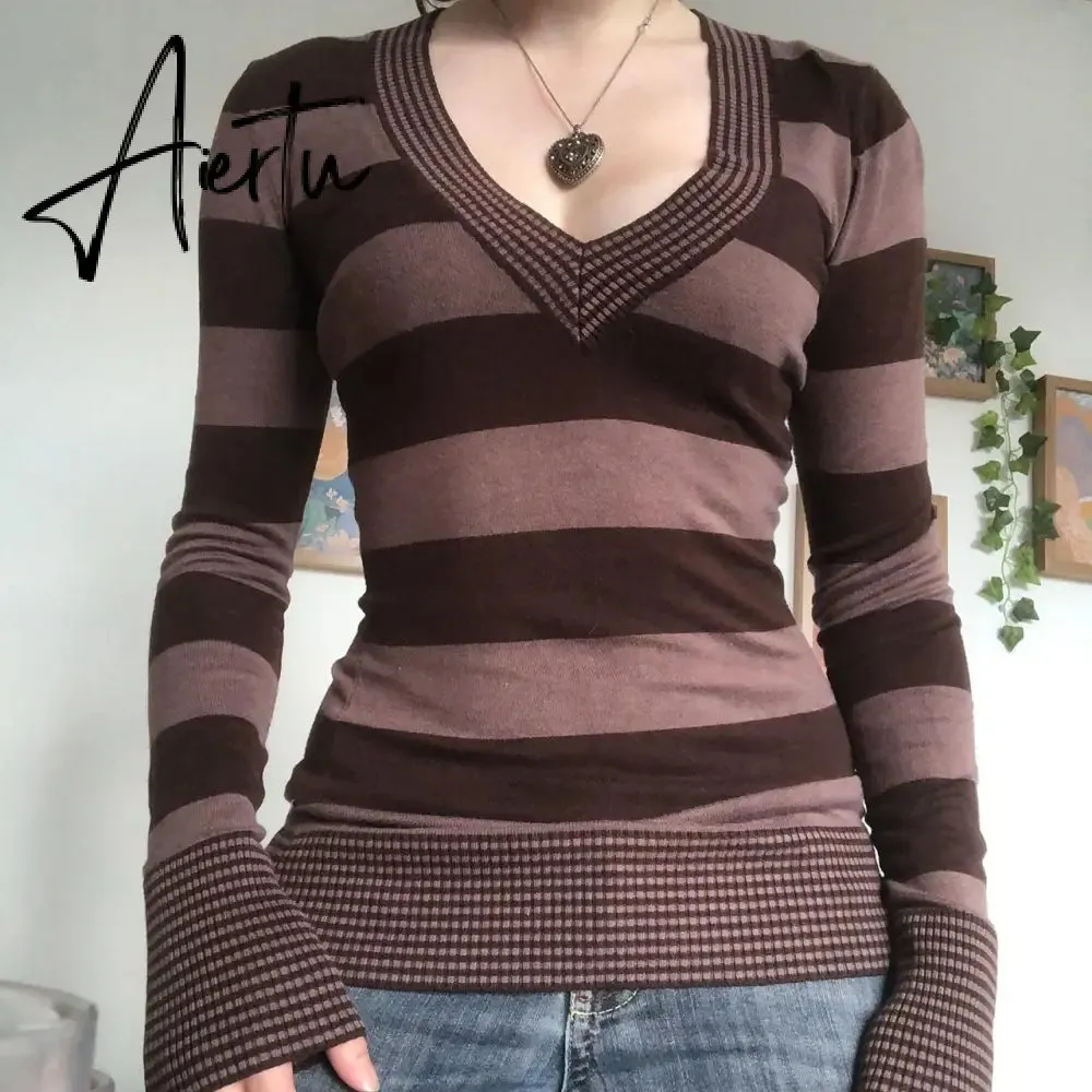 Y2K Grunge Emo 00s Vintage T Shirt Black Grey Striped V Neck Long Sleeve Jumper Tops Chic Women Autumn Retro Mall Goth Tees