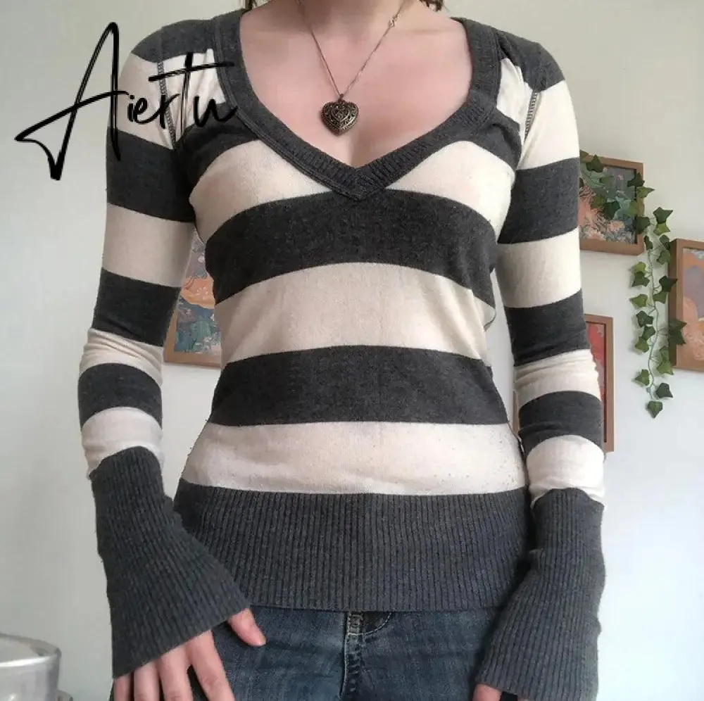 Y2K Grunge Emo 00s Vintage T Shirt Black Grey Striped V Neck Long Sleeve Jumper Tops Chic Women Autumn Retro Mall Goth Tees
